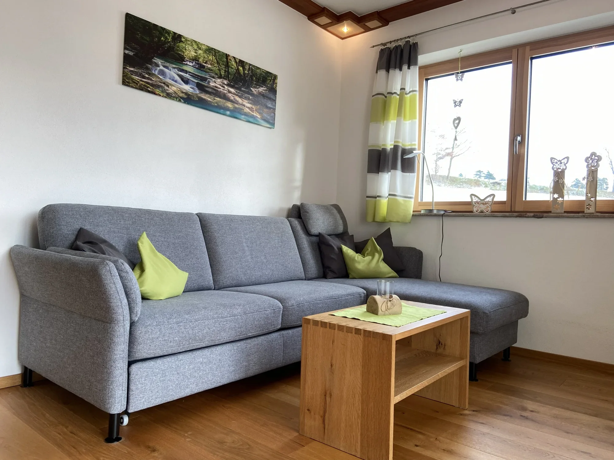 großes Schlafsofa